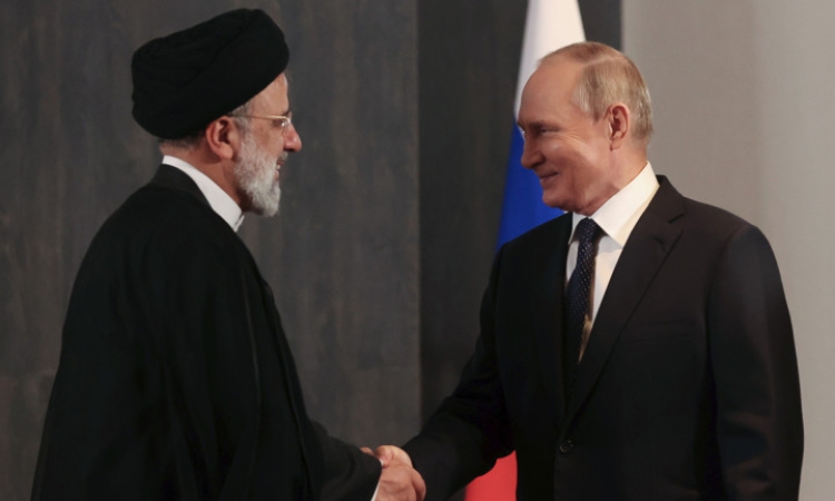 Иран и Русия сключили тайна сделка за оръжия на стойност 500 млн. евро